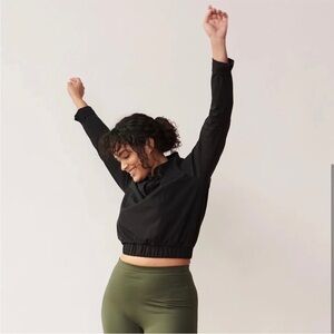 ADAY’s Check-In Long Sleeve Crop Top Black S